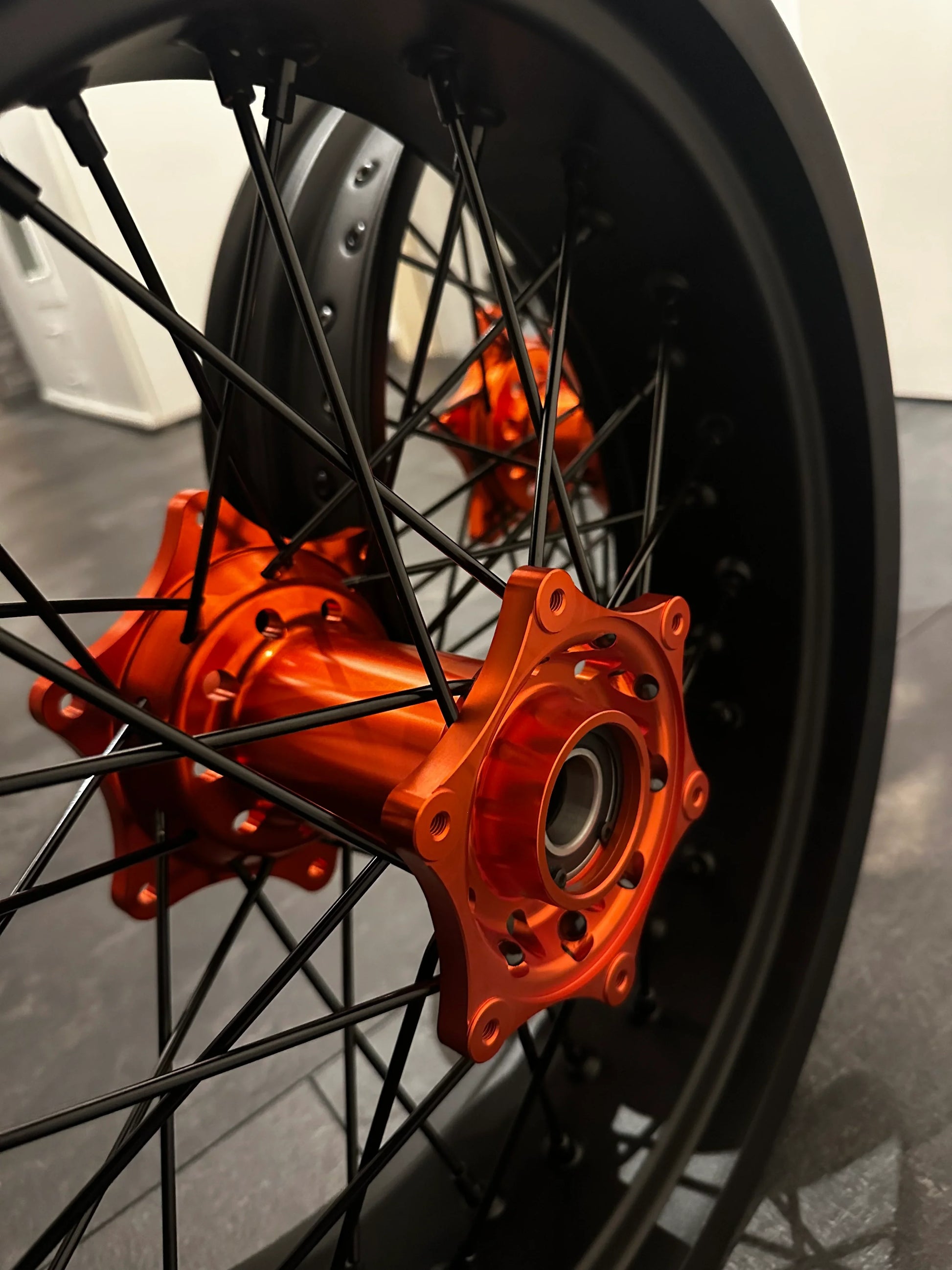 Supermoto Felgensatz Schwarz/ Orange - SMParts