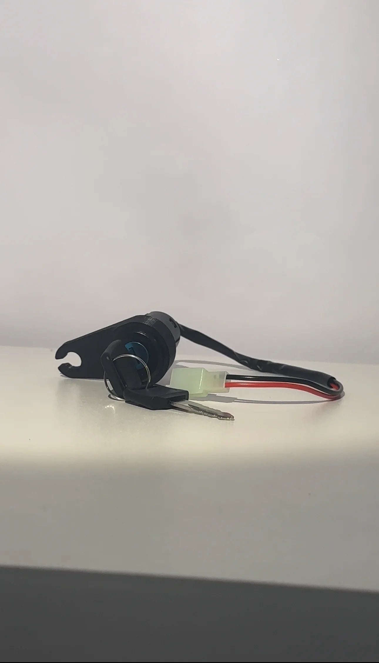 Zündschloss + 3d gedruckte 100% passende Plug and Play Halterung - SMParts