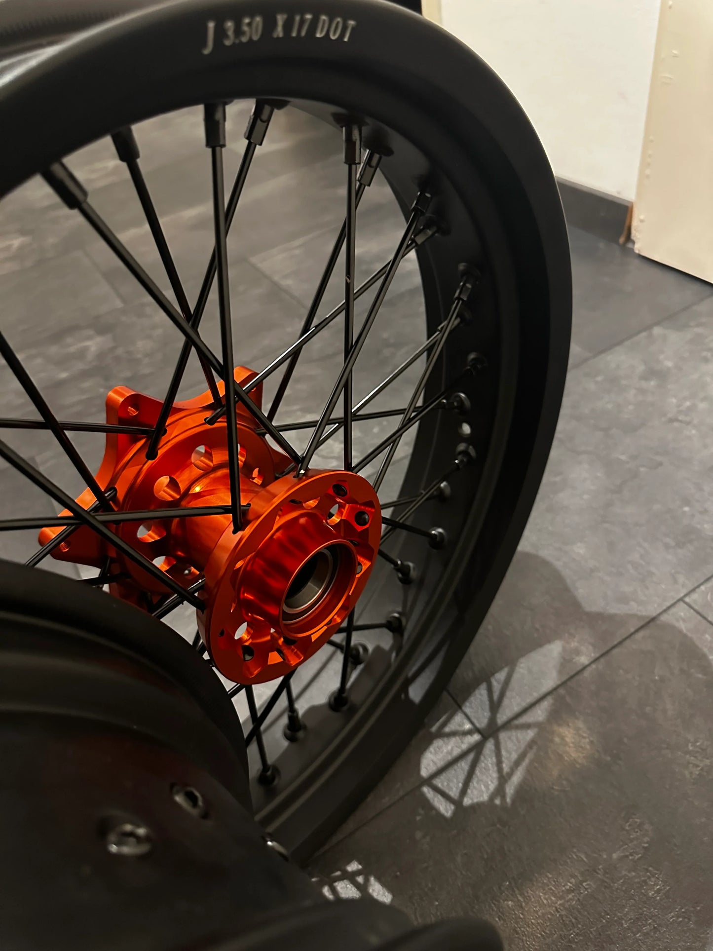 Supermoto Felgensatz Schwarz/ Orange - SMParts