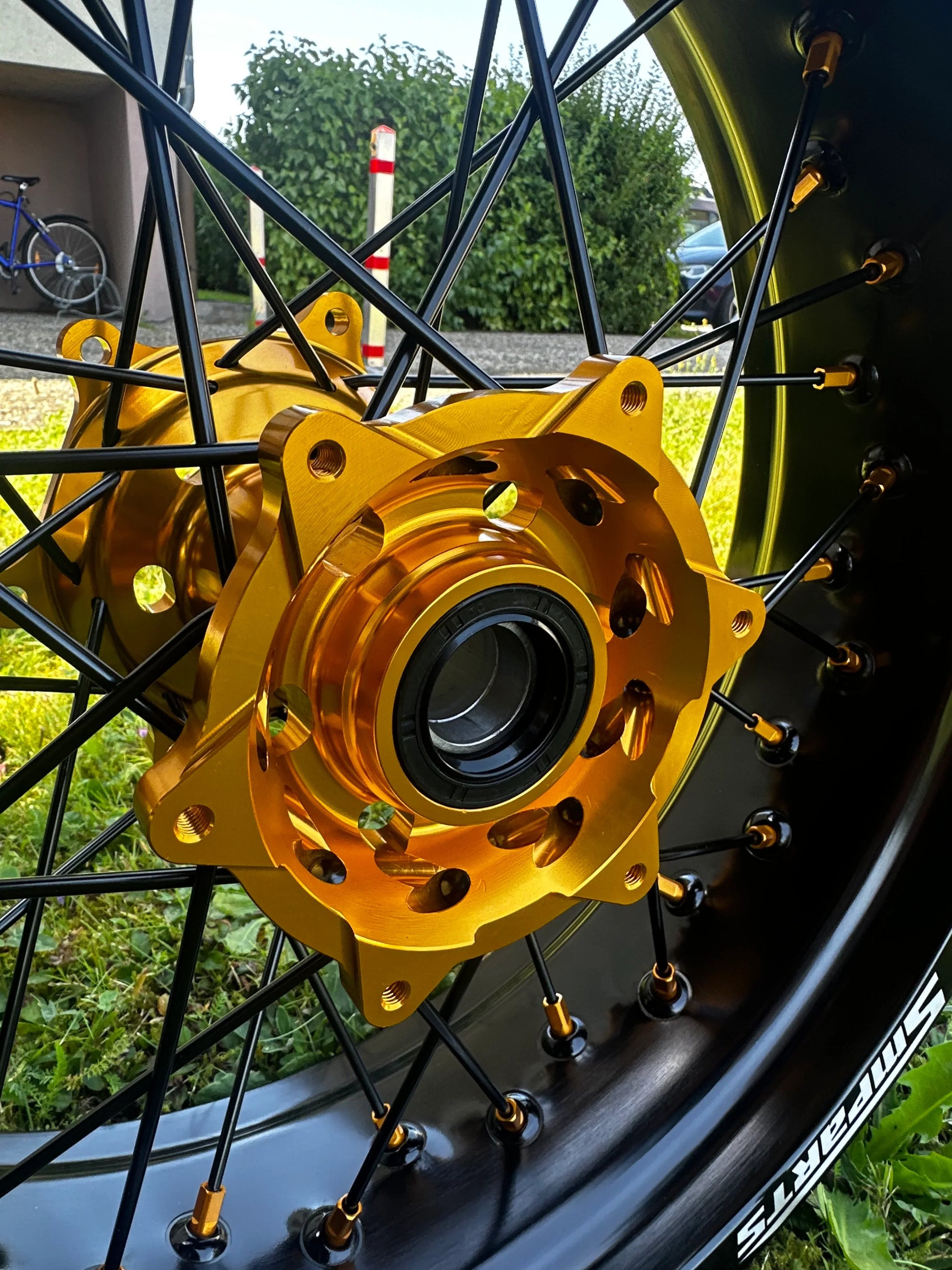 100% CUSTOM SMParts Felgensatz - SMParts