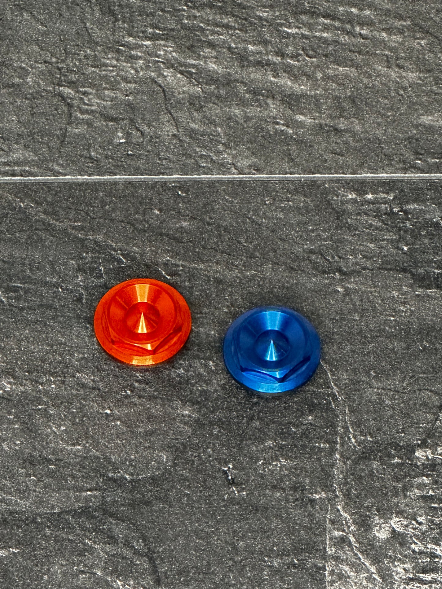 Schraube Bremszylinder hinten