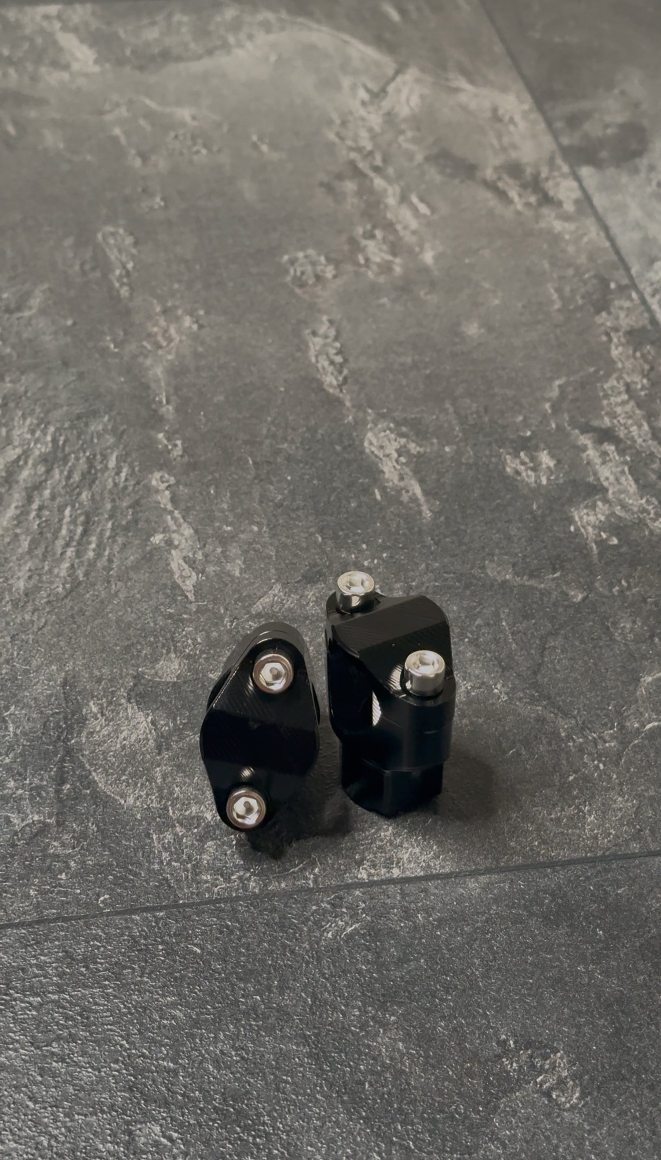 Handlebar clamps