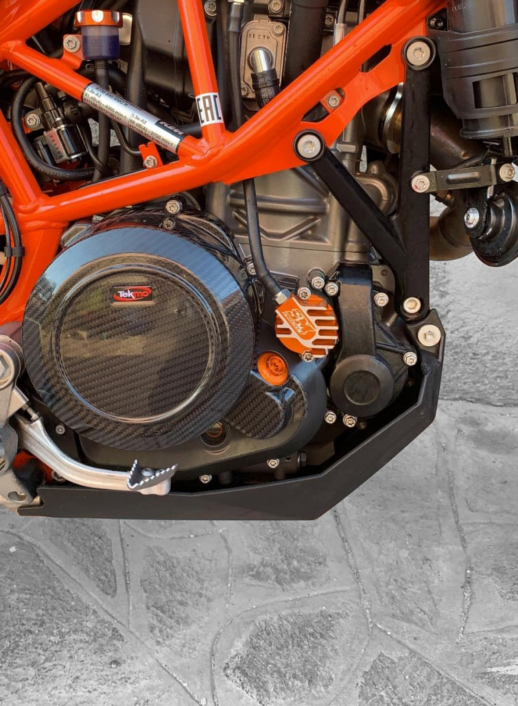 SM Project Ölfilterdeckel mit Kühlrippen – rechts KTM 690 / Husqvarna 701 / GasGas 700